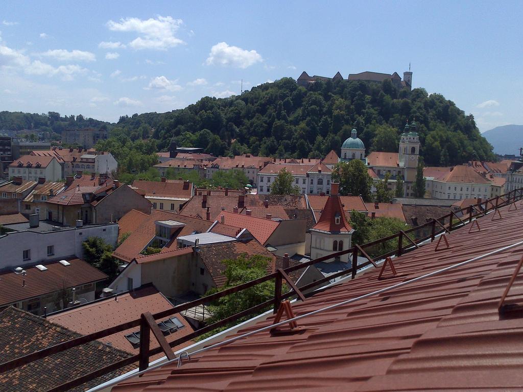 Rainbow Rooms Ljubljana Chambre photo